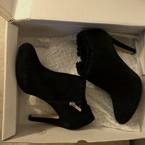 banana republic syndey black boot heels size 6
